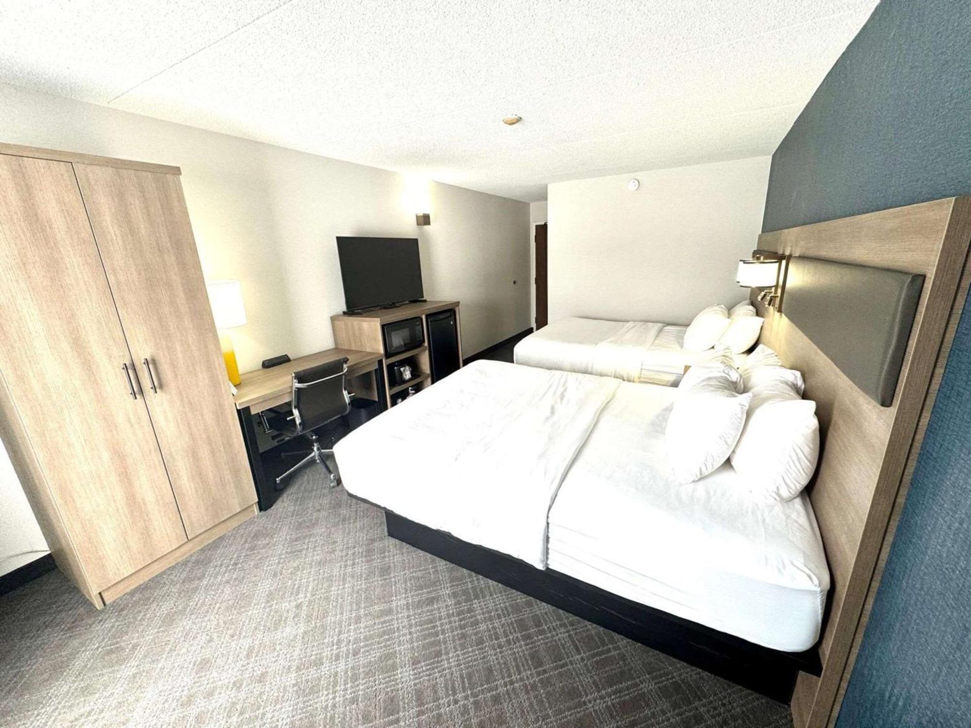 Comfort Inn Sainte-Catherine Exterior foto